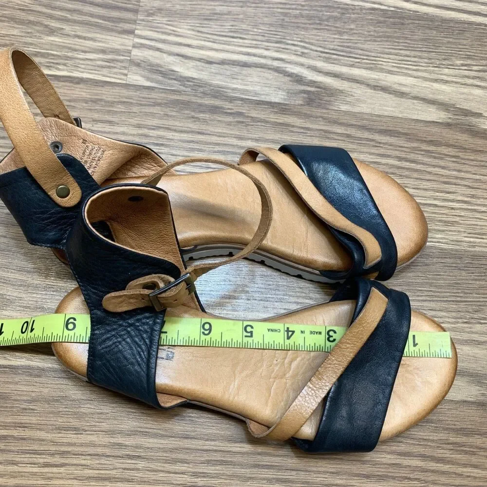 Miz Mooz Women's Shep Leather Sandal Size 38 Flat Ankle Strap Tan Black Casual‎